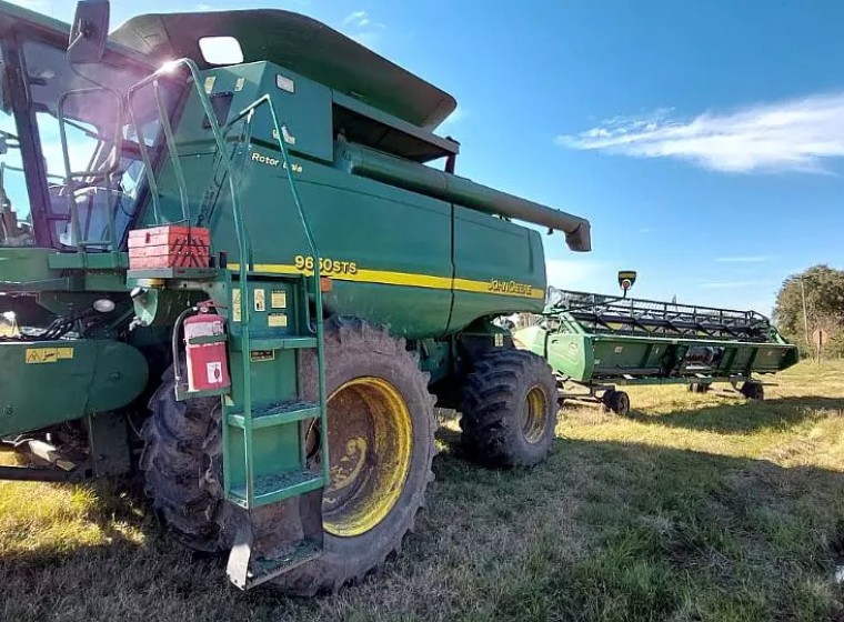 Cosechadora John Deere 9650, año 2008