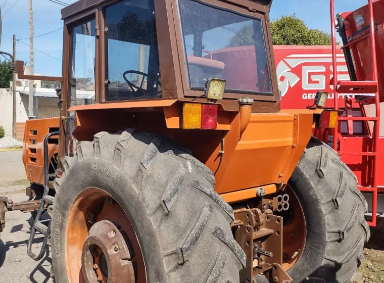 Tractor Zanello UP 100, año 1