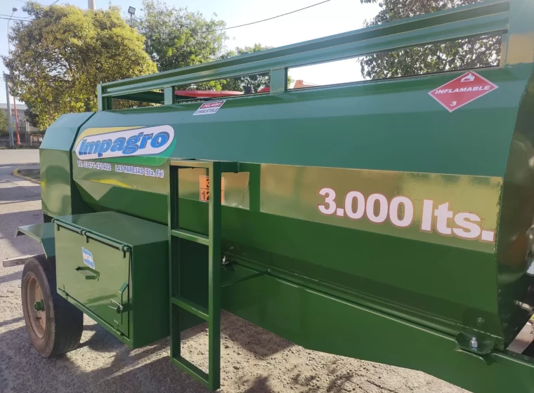 Acoplado Impagro 3000 lts, año 0