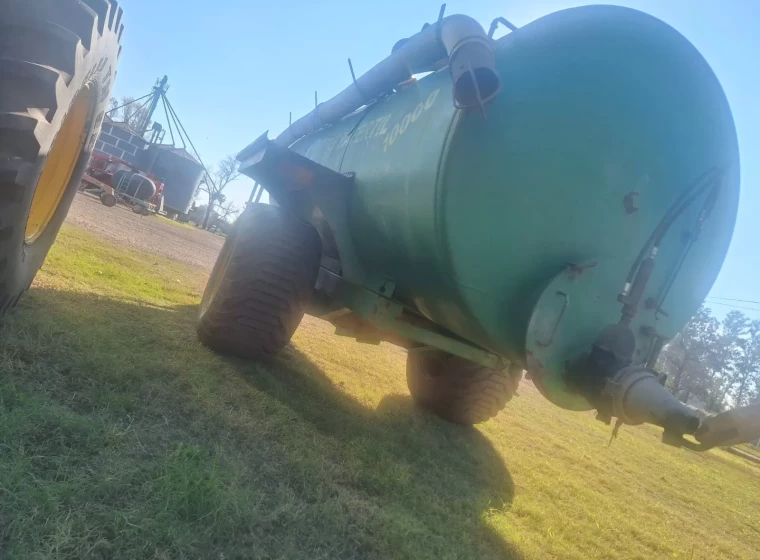 Fertilizadora Agritech 10.000 lts, año 1