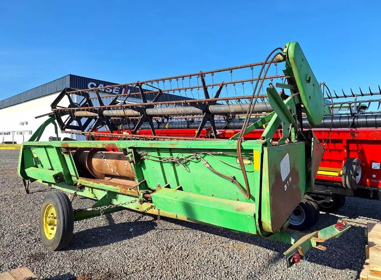 Cosechadora John Deere 1175, año 1994