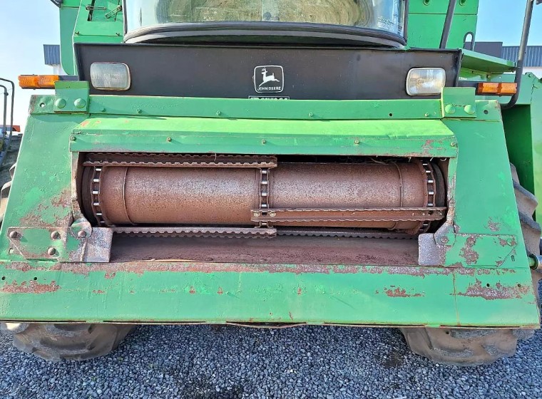 Cosechadora John Deere 1175, año 1994