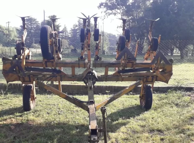 Labranza Agrometal Plegable, año 2000