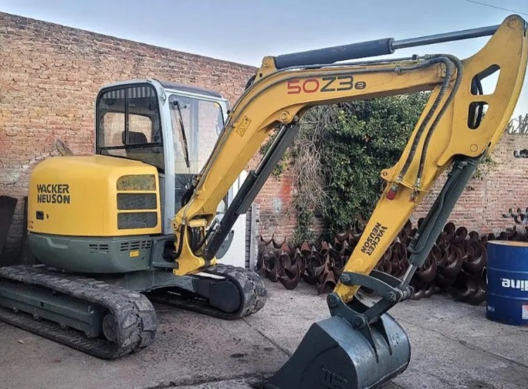 Maquinaria vial Wacker Neuson 50Z3, año 1
