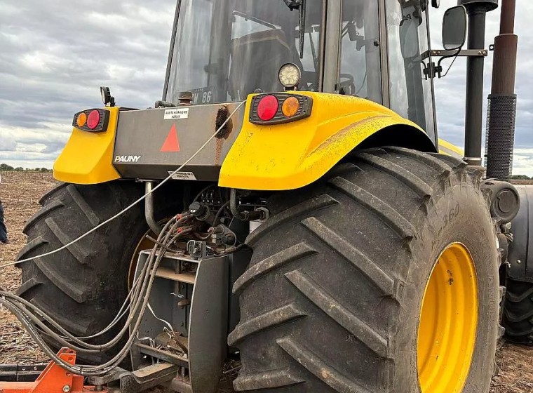 Tractor Pauny Audaz 2200, año 2019