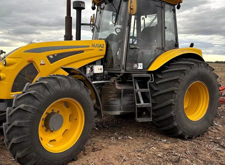 Tractor Pauny Audaz 2200, año 2019