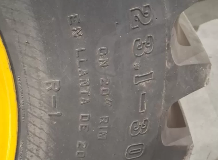 Cubierta Firestone 23.1X30 CON LLANTA, año 2023