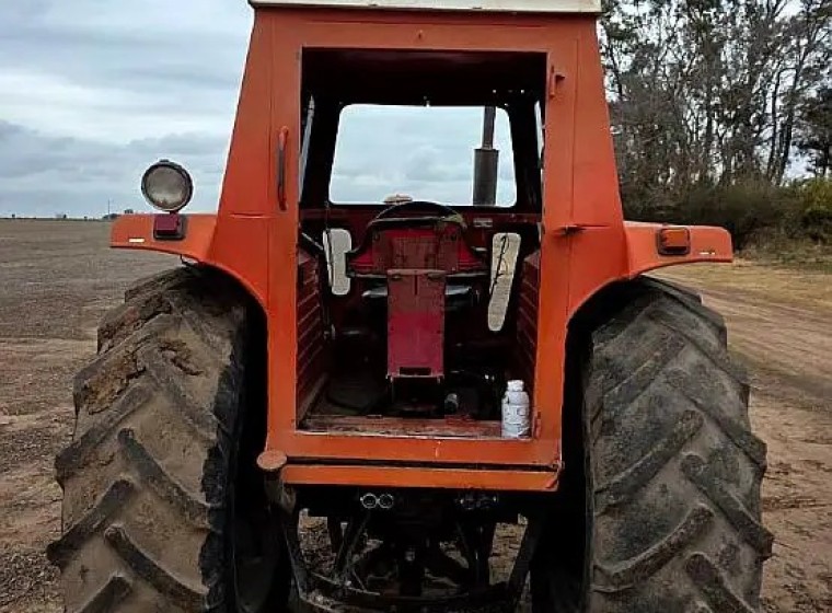 Tractor Massey Ferguson 1195 L, año 1992
