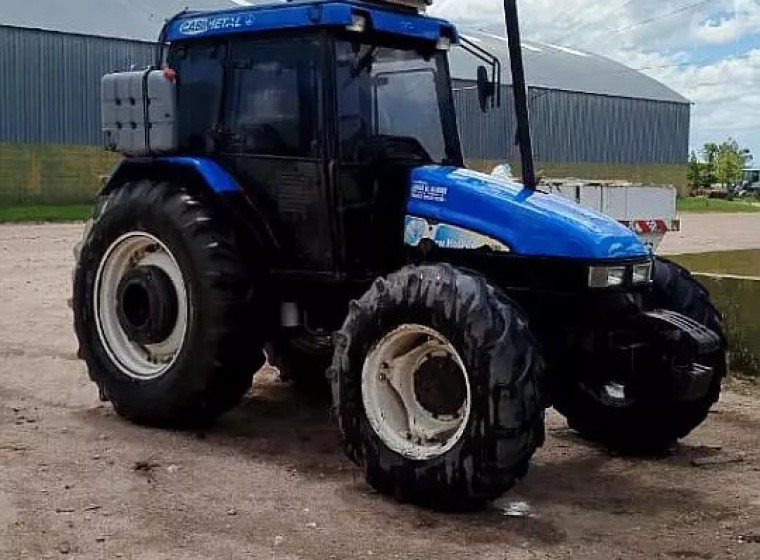 Tractor New Holland TL 95, año 2007