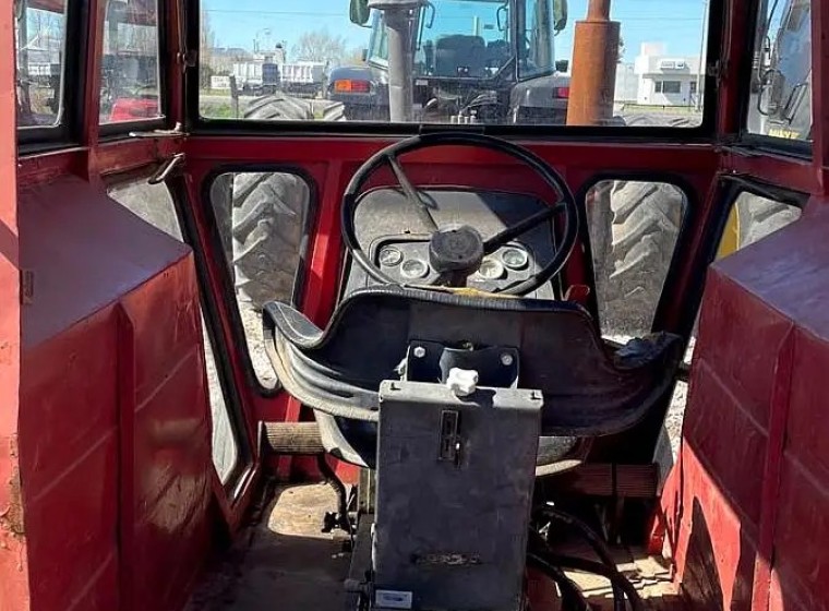 Tractor Massey Ferguson 1195L, año 1988