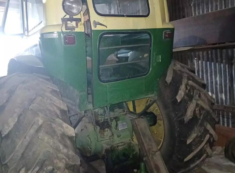 Tractor John Deere 3420, año 1976