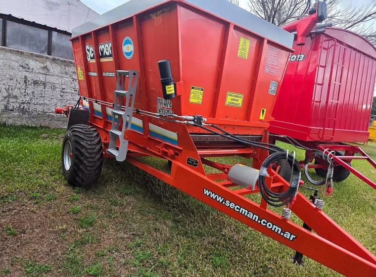Fertilizadora Secman 8 mts3, año 0