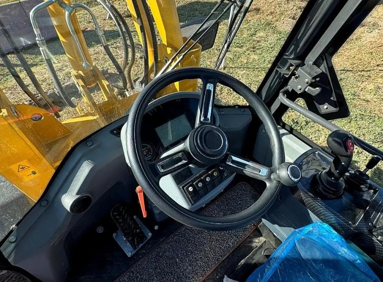 Maquinaria vial Toolking TK938, año 0