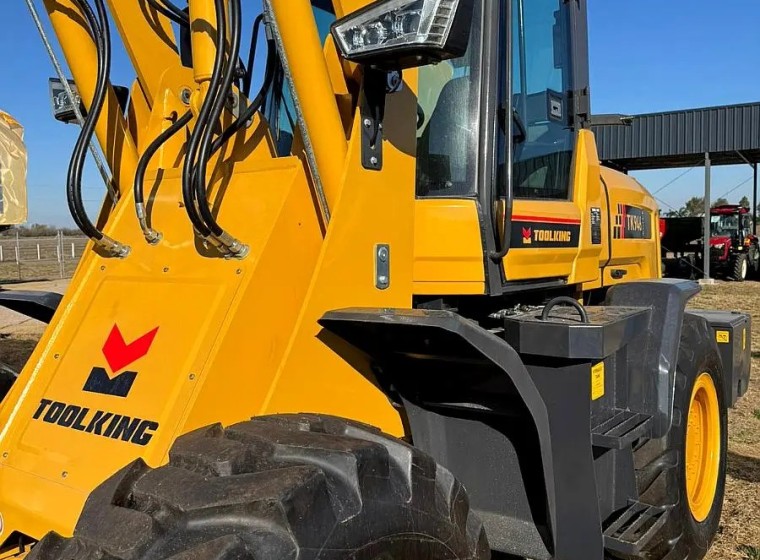 Maquinaria vial Toolking TK946, año 0