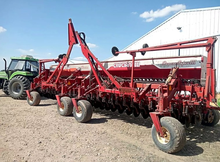 Sembradora Crucianelli Pionera Super III 5517, año 2006