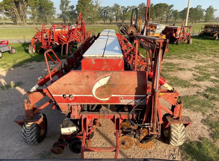 Sembradora Crucianelli Pionera Super III 2835, año 2008