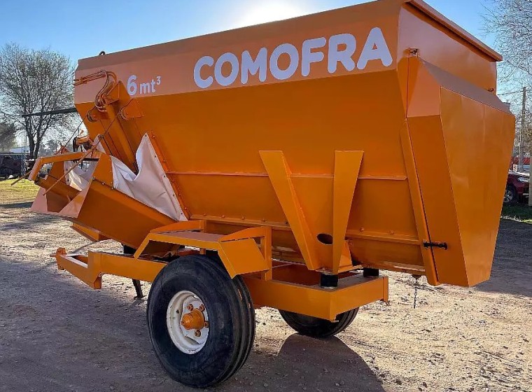 Mixer Comofra 6 mts3, año 2013