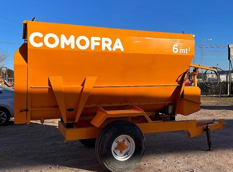 Mixer Comofra 6 mts3, año 2013