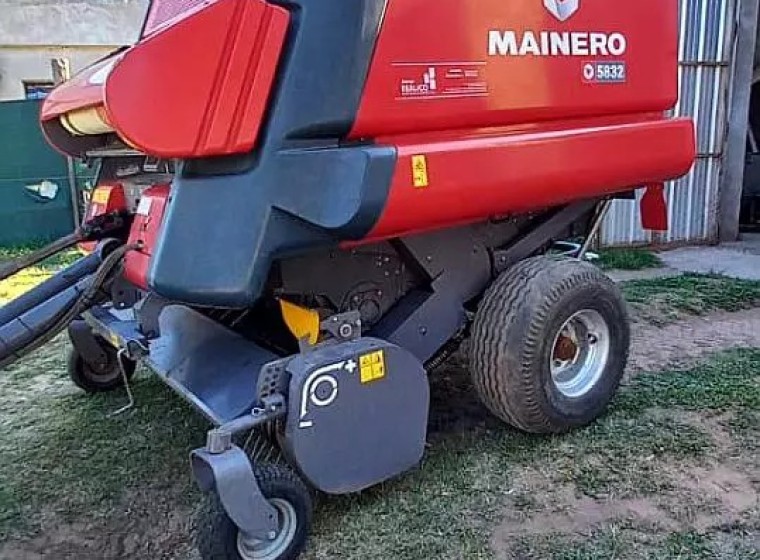 Rotoenfardadora Mainero 5832, año 2020