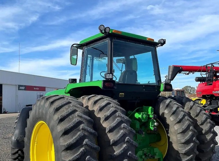 Tractor John Deere 4960, año 1997
