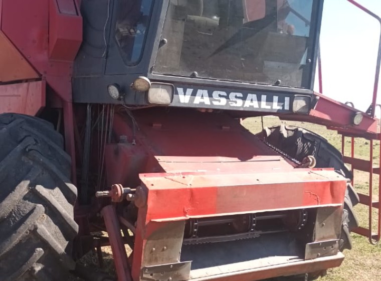 Cosechadora Vassalli 1200, año 91
