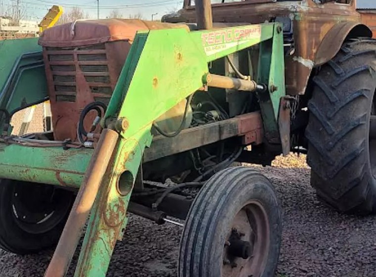 Tractor Deutz A65, año 1
