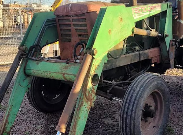 Tractor Deutz A65, año 1