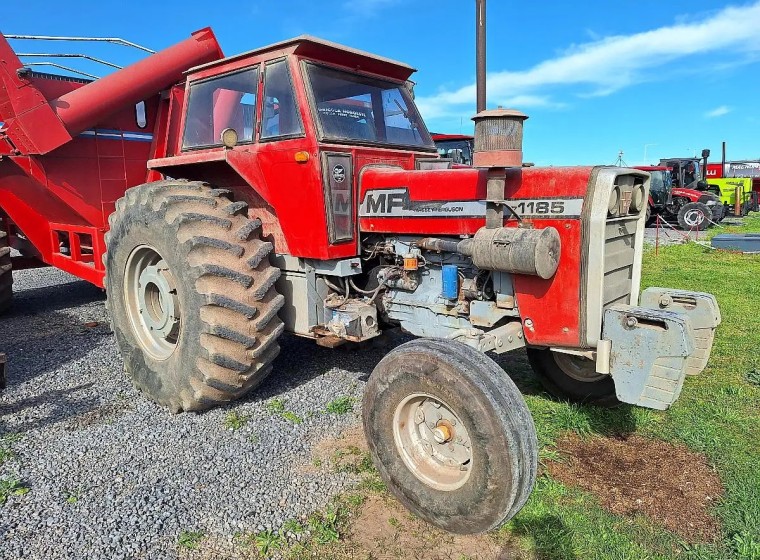 Tractor Massey Ferguson 1185, año 1