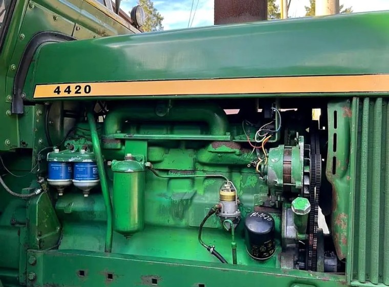 Tractor John Deere 3420 transformado a 4420, año 1974