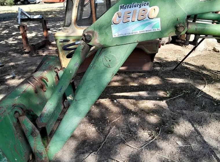 Pala Ceibo 1/2 m3, año 1