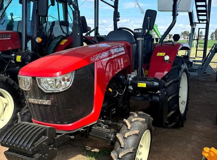 Tractor Chery 454, año 0