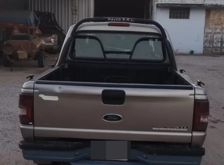 Vehículo Ford Ranger 3.0 XL Plus, año 2006