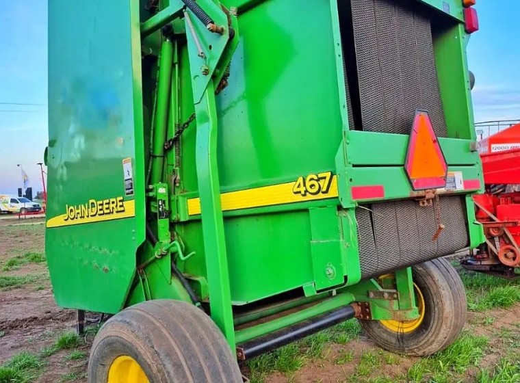 Rotoenfardadora John Deere 467, año 2010