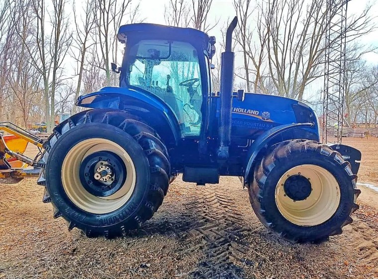 Tractor New Holland T7.195, año 2019
