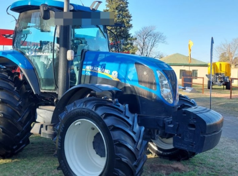 Tractor New Holland T7.180, año 2020