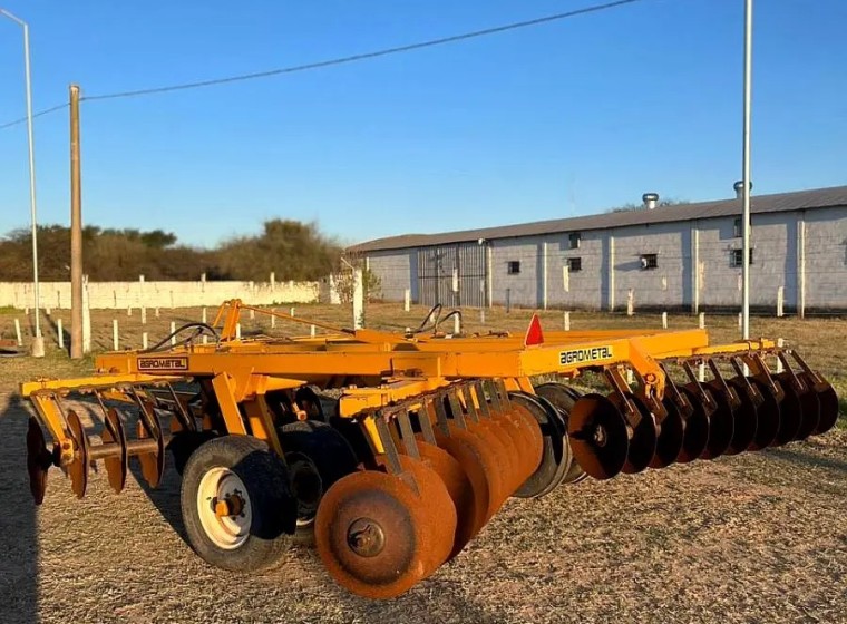 Disco Agrometal RDM 3624, año 1