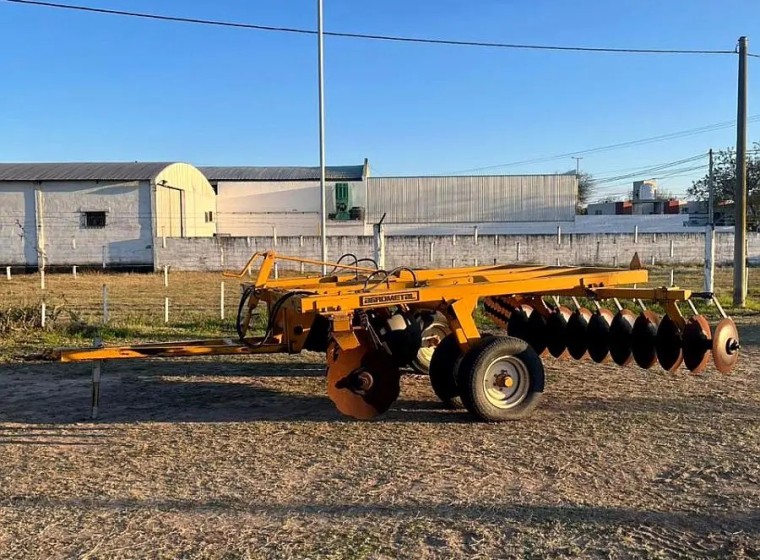 Disco Agrometal RDM 3624, año 1
