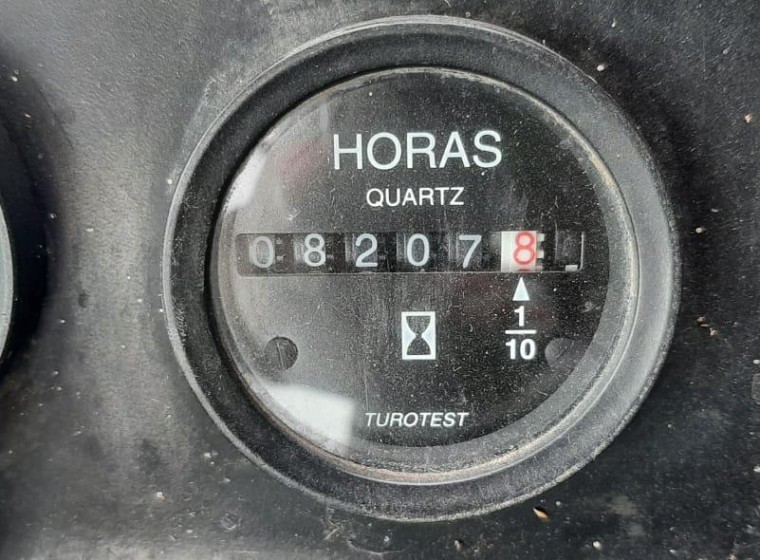 Cosechadora John Deere 1175, año 2000