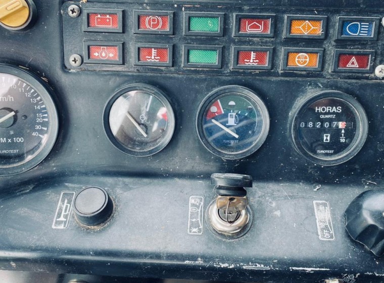 Cosechadora John Deere 1175, año 2000