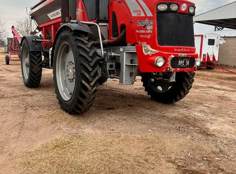 Fertilizadora Fertec 618, año 2018