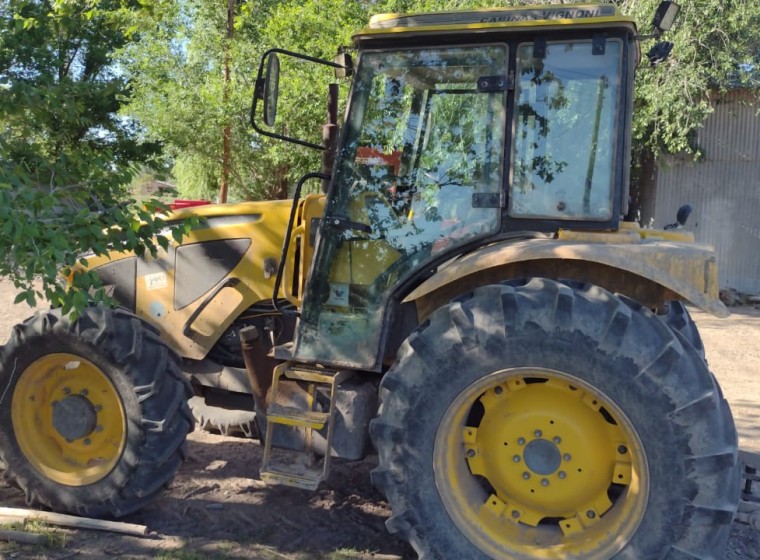 Tractor Pauny 180 A, año 2020