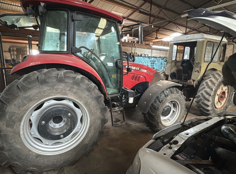 Tractor Case Farmall 110 JX, año 2017