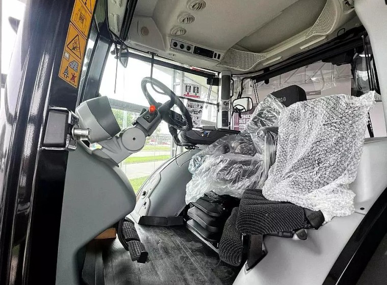 Tractor Valtra S294, año 0