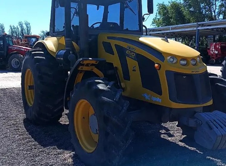 Tractor Pauny EVO 250 A, año 2016