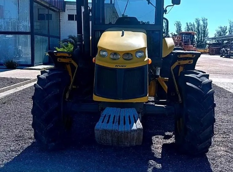 Tractor Pauny EVO 250 A, año 2016