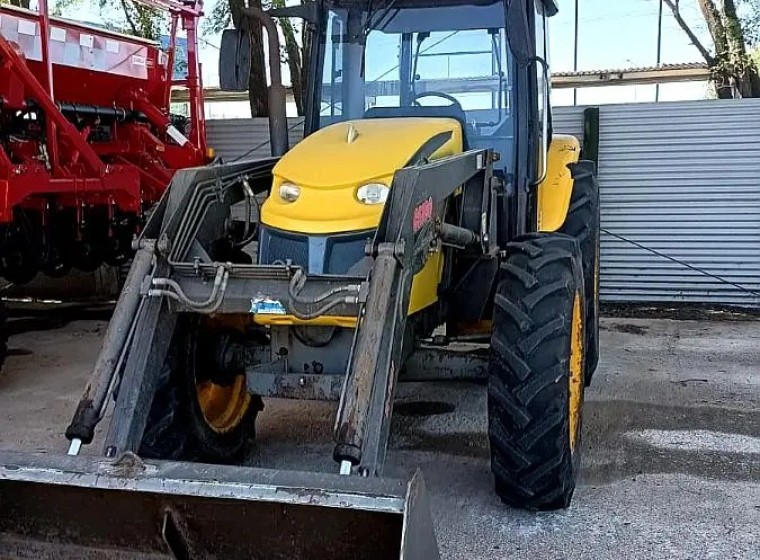 Tractor Pauny 210, año 2020