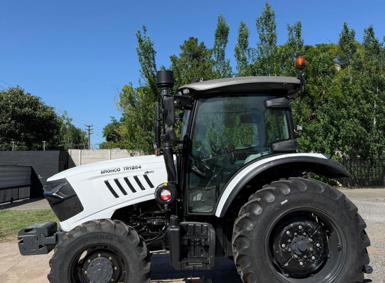 Tractor Bronco 1254, año 0