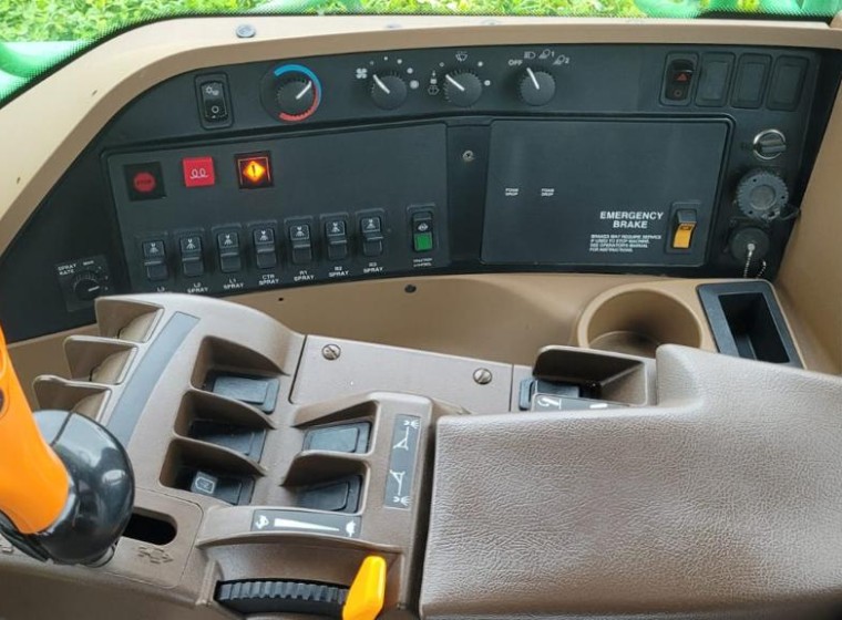 Pulverizadora John Deere 4730, año 2009