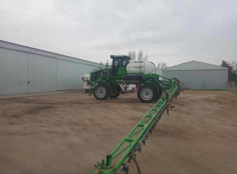 Pulverizadora Metalfor 7035, año 2016
