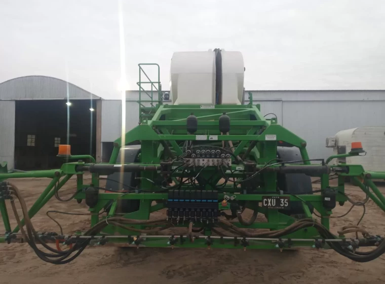 Pulverizadora Metalfor 7035, año 2016